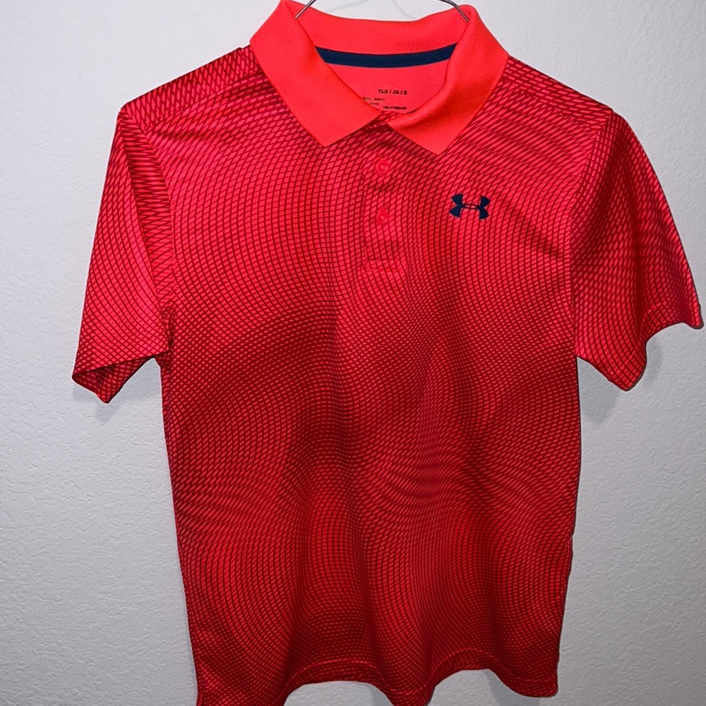 2 shirts! Under Armour Performance Polos 2 for the price of 1 👦🏻